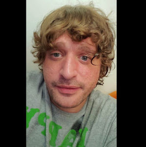 Meet your Posher, Ernesto manuel